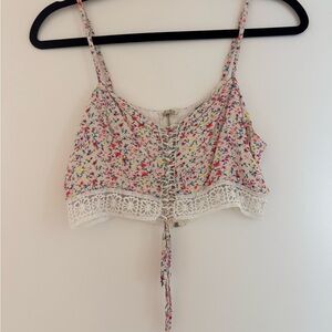 Floral Lace Trim Crop Top